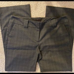 NY&Co grey/black plaid trousers